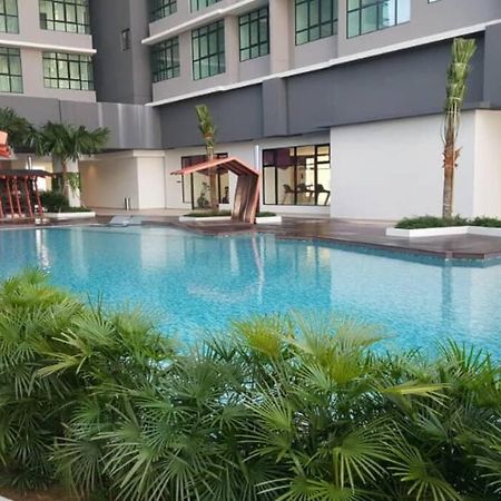 Conezion, nice view, beside ioi city mall, opposite hospital serdang, beside Uniteen&UPM, Putrajaya Esterno foto