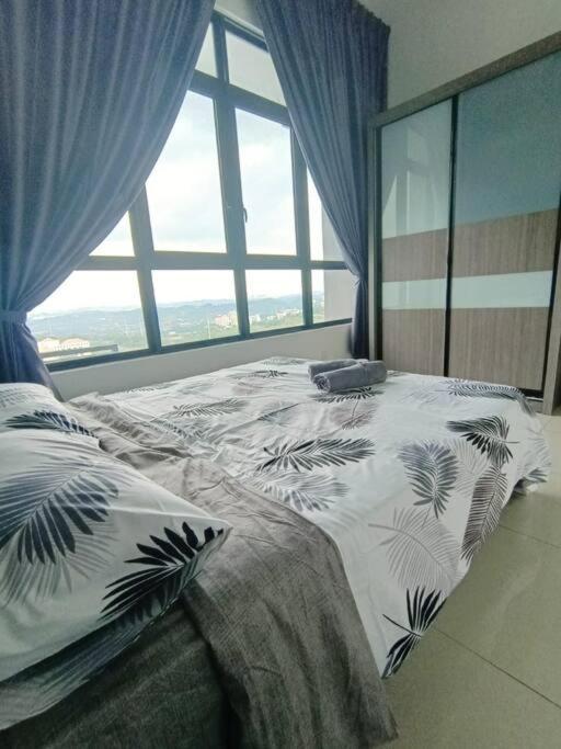 Conezion, nice view, beside ioi city mall, opposite hospital serdang, beside Uniteen&UPM, Putrajaya Esterno foto